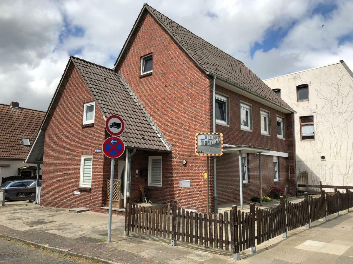 Ferienwohnung Bei Schwarzkopf Nordenham Esterno foto